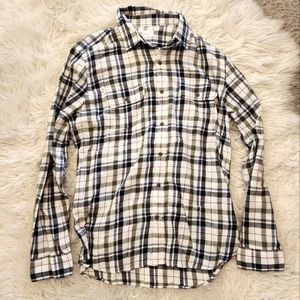 GAP NWT Men's Button Up Shirt Sz Large. LIghtweight Flannel/Jersey material.